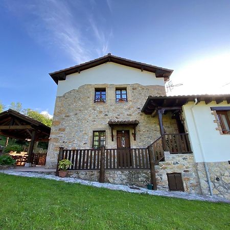 Apartamentos Rurales La Caviana Onís Exterior foto