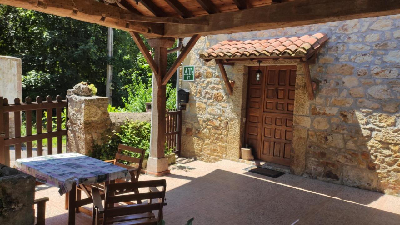 Apartamentos Rurales La Caviana Onís Exterior foto